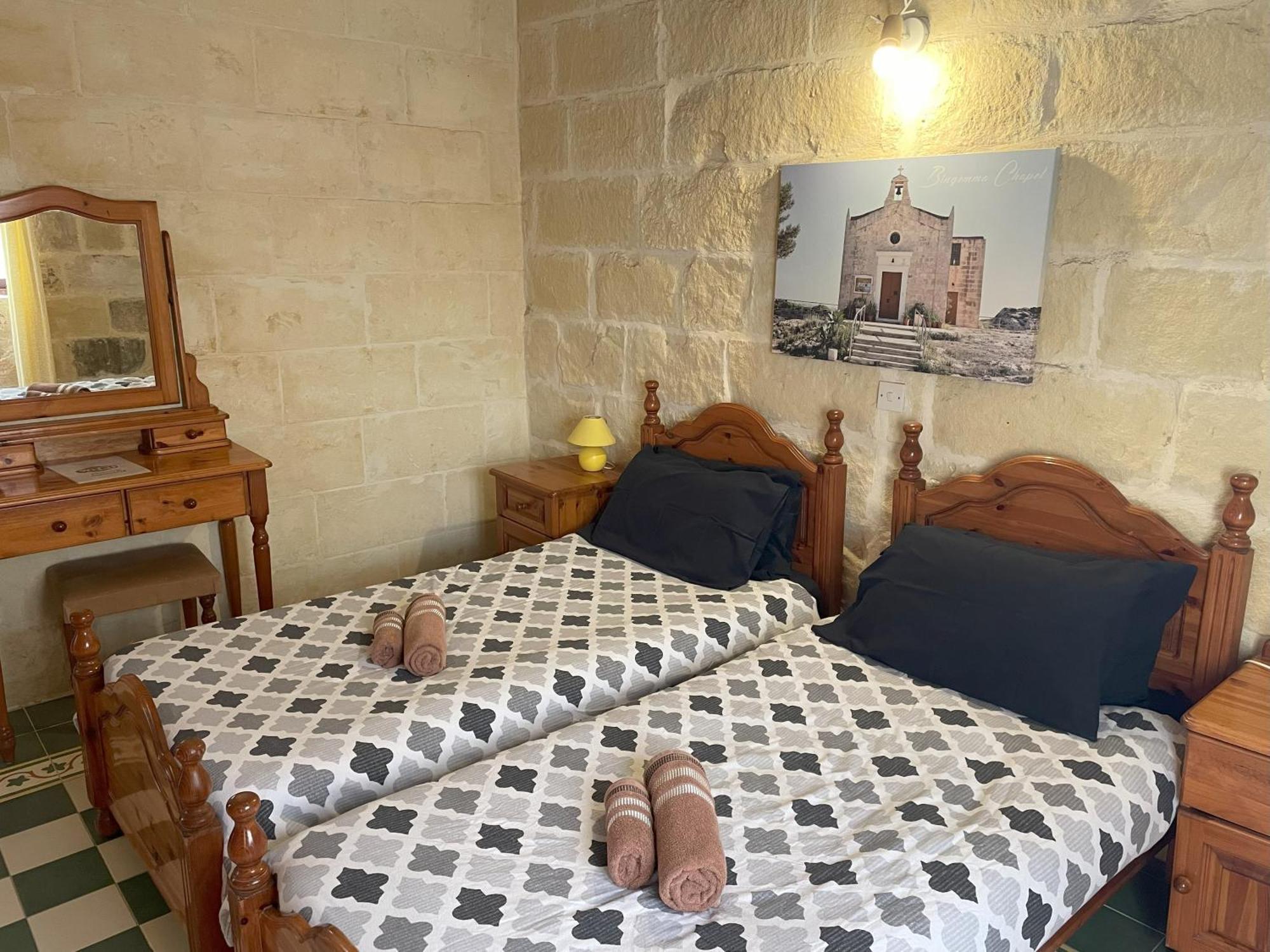 Maison d'hôtes Ta' Lorenzo à San Lawrenz Extérieur photo